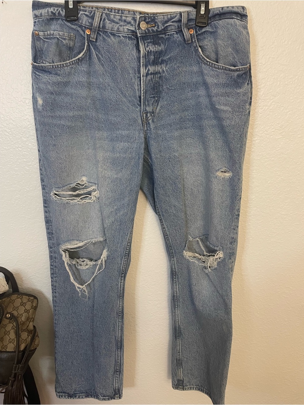 Straight Ripped Jeans in Light Blue Wash